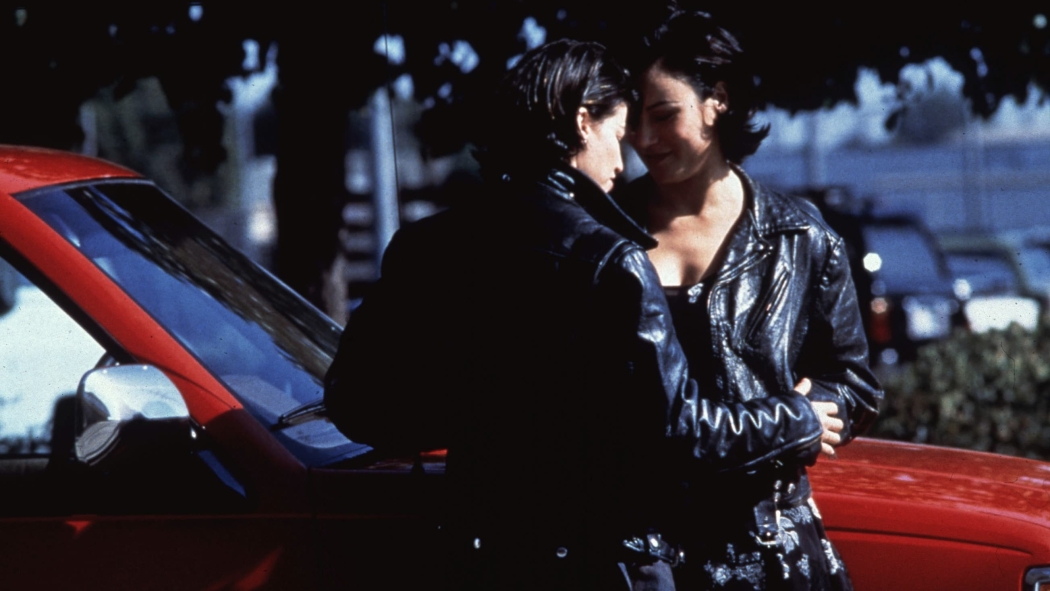 Tuhaf ilişkiler (1996) izle