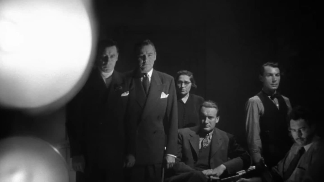 Yabancı Muhabir (1940) izle