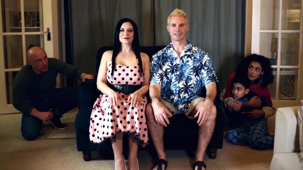 Good Neighbours izle