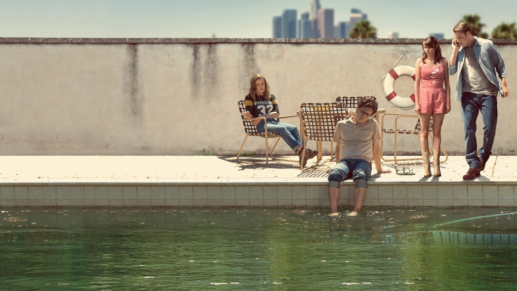 Love 1. Sezon 6. Bölüm izle