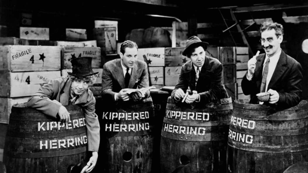 Üç Ahbap Çavuşlar Haydutlar Arasında (1931) izle